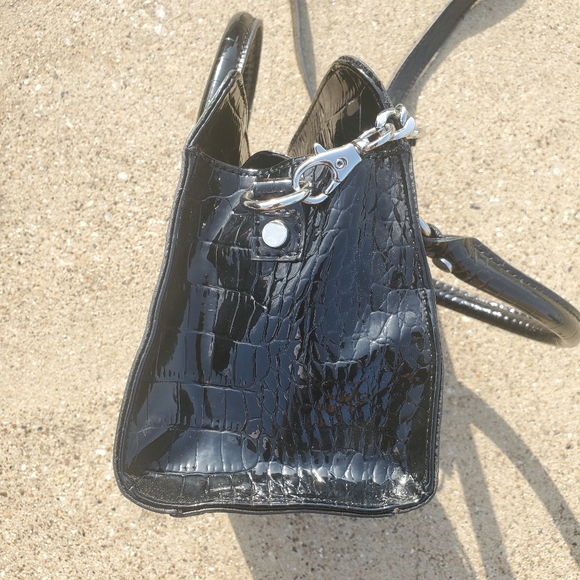 Liz Claiborne Small Crossbody Bag Purse w/ Wallet - Picture 3 of 12